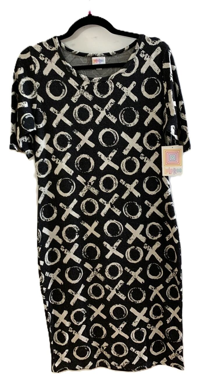 NEW LuLaRoe JULIA Maxi Dress Size Medium X&Os Scoop Neck Black & White